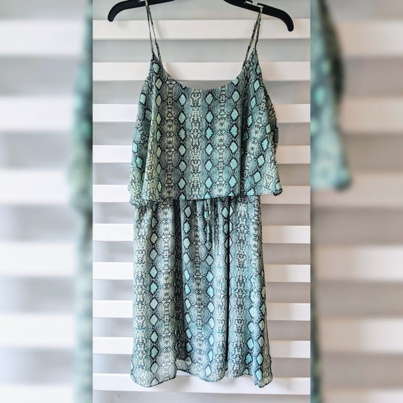 Dresses & Skirts - Kaya Di Koko - Green Summer Dress - Size M